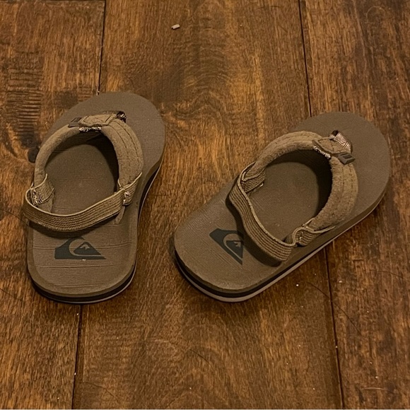 nwot QUIKSILVER || Carver Suede Core Sandals | Toddler Boys Girls Unisex size 4c - Picture 5 of 5